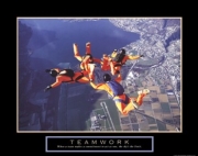 Teamwork - Skydivers - Art Print | Movie Poster Prints from Posterazzi
