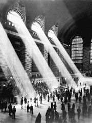 "Grand Central Station, New York City, c.1930" - Art Print by Photography Collection | Movie Poster Prints from Posterazzi