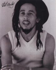 Bob Marley - B+W Pin Up - Art Print | Movie Poster Prints from Posterazzi