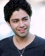 Adrian Grenier from Entourage - Photo Print | Movies, Music, TV Posters from Posterazzi
