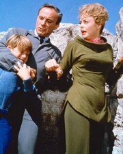Lost in Space - Photo Print | Movies, Music, TV Posters from Posterazzi