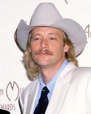 Alan Jackson - Photo Print | Movies, Music, TV Posters from Posterazzi