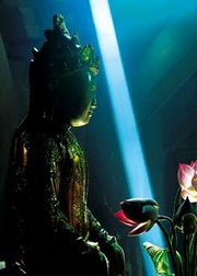 Bouddha Queen Thi Au Dans Le Temple - Art Print | Movie Poster Prints from Posterazzi