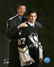 2005 Sidney Crosby Mario Lemieux Draft Day - Sports Photo Print | Posters from Posterazzi