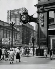 Clock mounted on the wall of a building, Marshall Field Clock, Marshall Field and Company, Chicago, Illinois, USA - Art Print | Poster Prints from Posterazzi